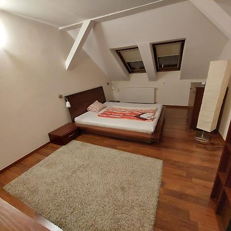 Queen Zita Apt 130 M2 Near Chain Bridge Budapest Exterior photo